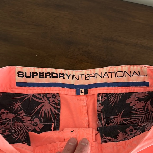 Superdry Coral Chino Style Shorts - Picture 4 of 4